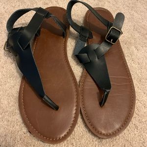 Black flat sandals